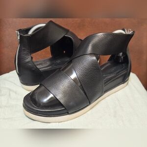 Bussola Pamela Black Wide Strap Leather Sandals Zipper Back Size 39(8-8.5)